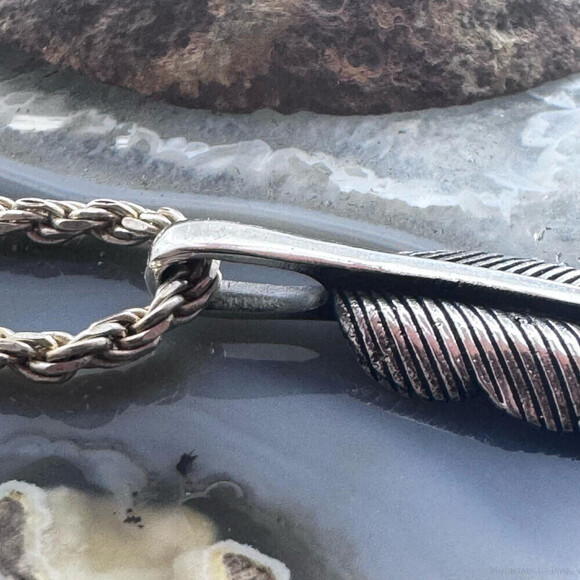 Sterling Silver Southwestern Style Engraved Feather Unisex Pendant - Picture 3 of 10
